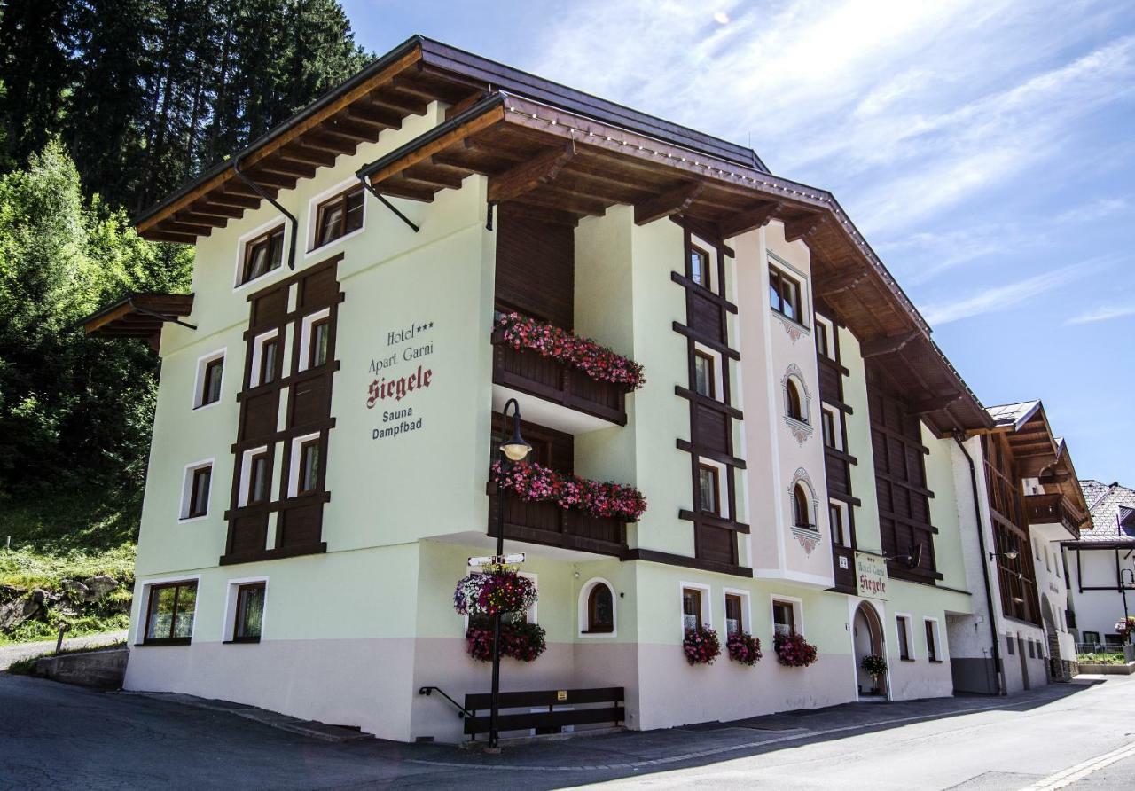 Hotel Garni Siegele - Inklusive Silvretta-Card Premium Ischgl Extérieur photo