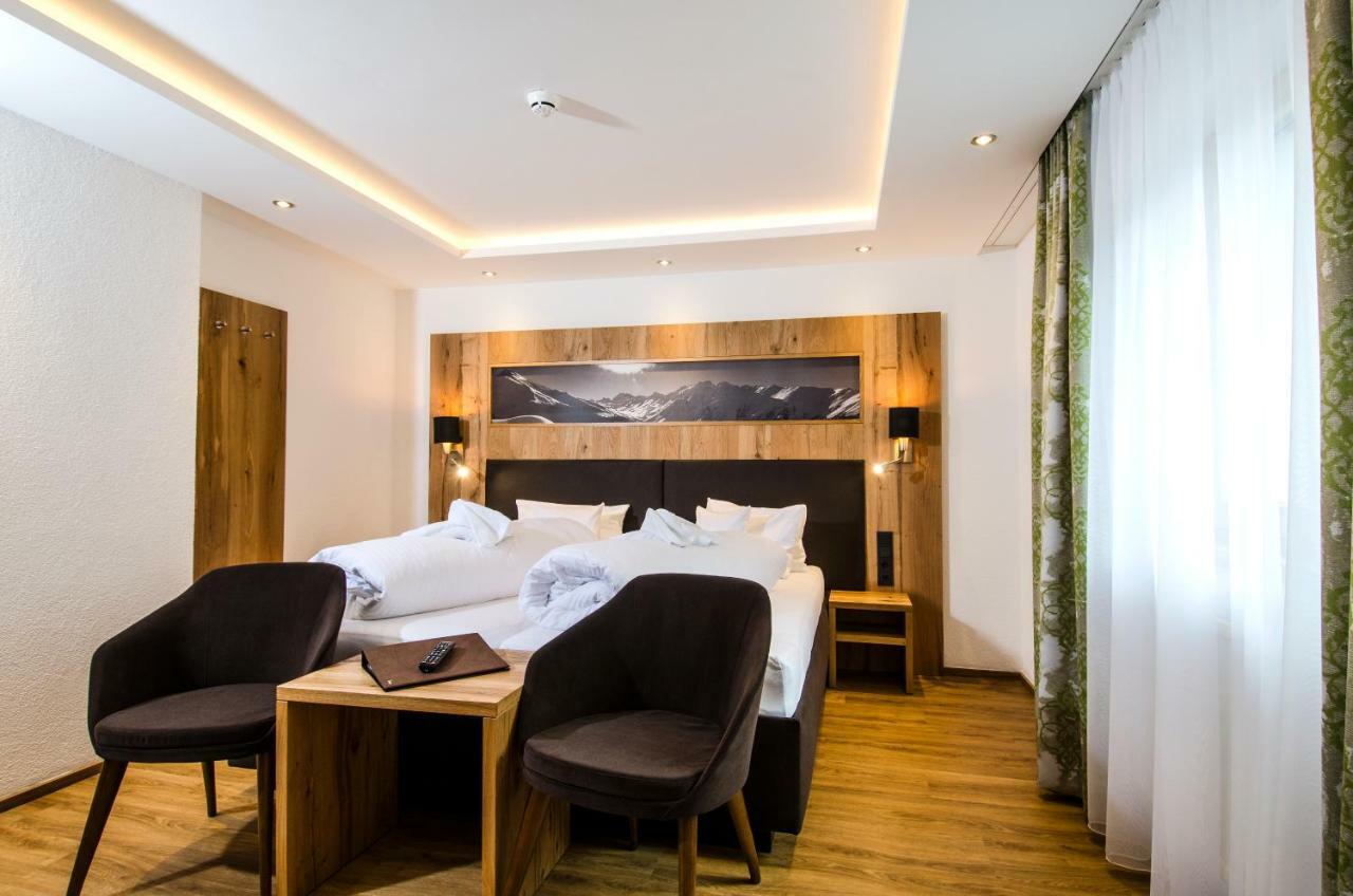 Hotel Garni Siegele - Inklusive Silvretta-Card Premium Ischgl Extérieur photo
